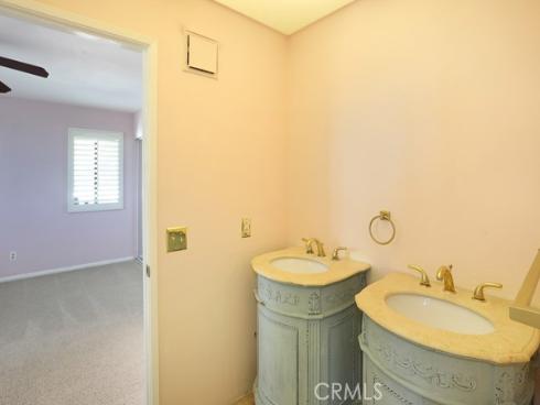 5690  Avenida Barcelona  , Yorba Linda, CA