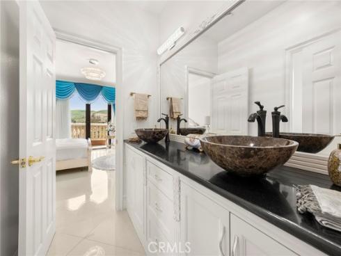 3991  Hollow ridge ct  , Yorba Linda, CA