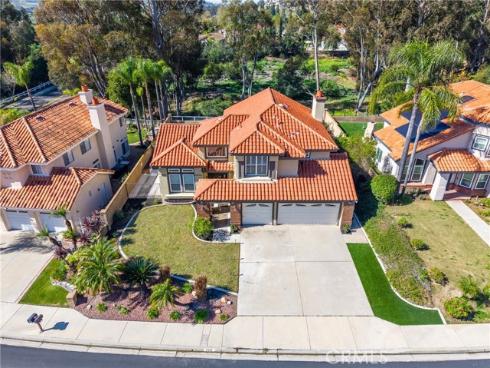 5585 Running Spring , Yorba Linda, CA