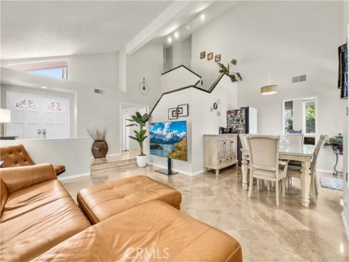 5560  Via Cantada  , Yorba Linda, CA
