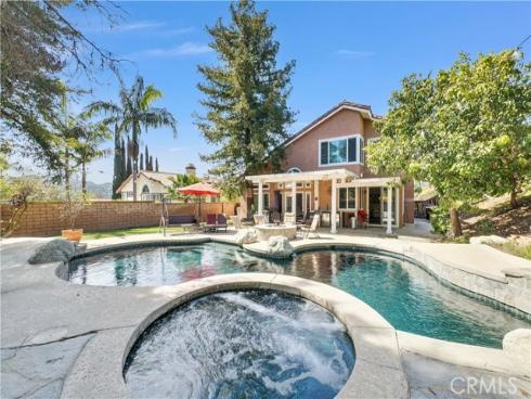 5560  Via Cantada  , Yorba Linda, CA
