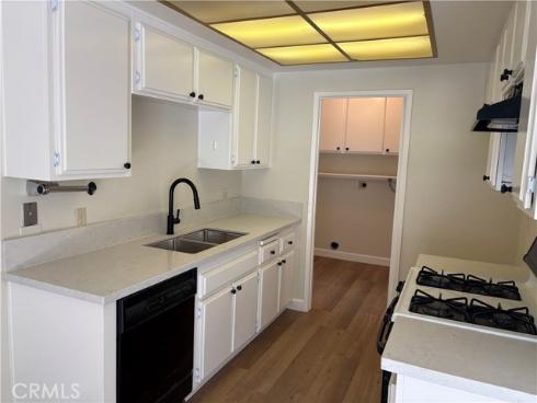 20470  Elm Hill   Lane, Yorba Linda, CA