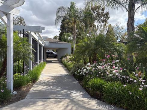 20470  Elm Hill   Lane, Yorba Linda, CA