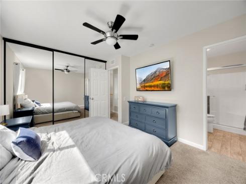 6537 Shady Gate 18 , Yorba Linda, CA