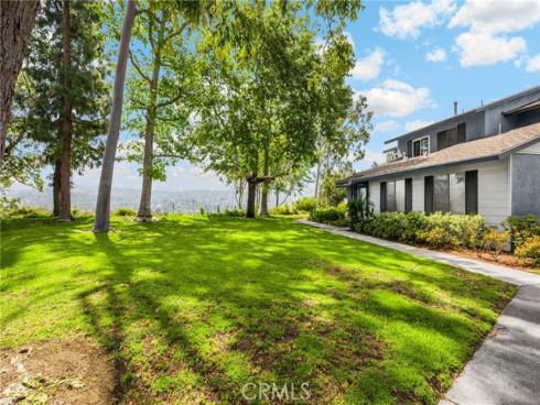 6537 Shady Gate 18 , Yorba Linda, CA