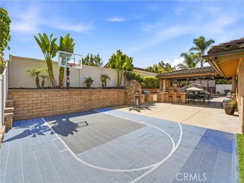 5822 Sunmist , Yorba Linda, CA