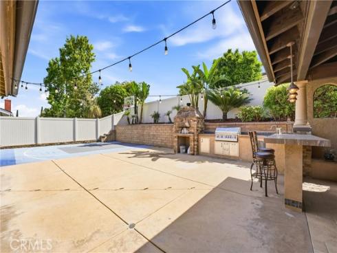 5822 Sunmist , Yorba Linda, CA