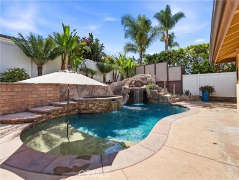 5822 Sunmist , Yorba Linda, CA