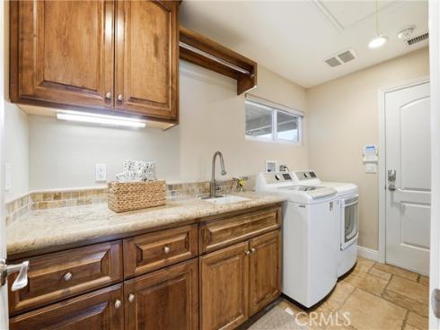 5822 Sunmist , Yorba Linda, CA