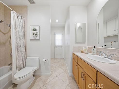 4561 School , Yorba Linda, CA