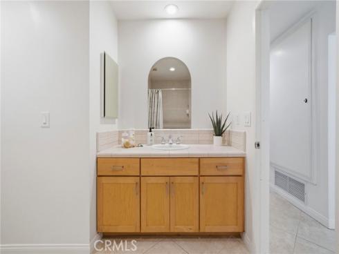 4561 School , Yorba Linda, CA