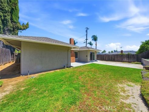 4561 School , Yorba Linda, CA
