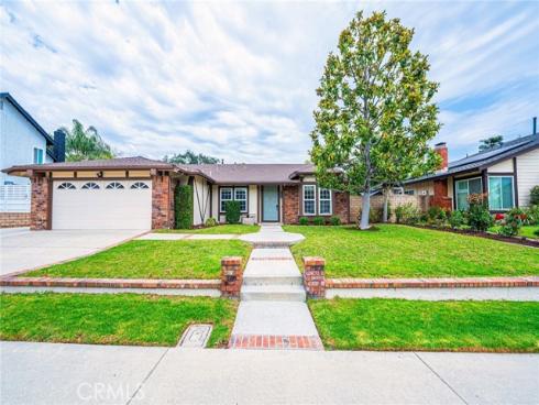 5940 Avenida Antigua