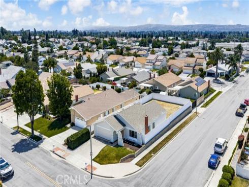 17242 Chicago , Yorba Linda, CA