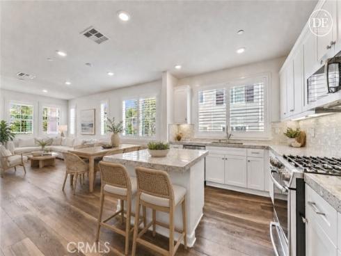 4316 Canyon Coral Ln