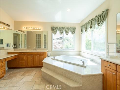 17405 S Vinwood  , Yorba Linda, CA
