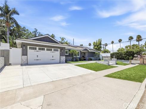 5011  Santa Fe  , Yorba Linda, CA