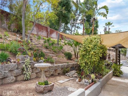 5071  Summit  , Yorba Linda, CA