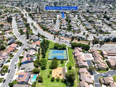 19832 La Tierra , Yorba Linda, CA