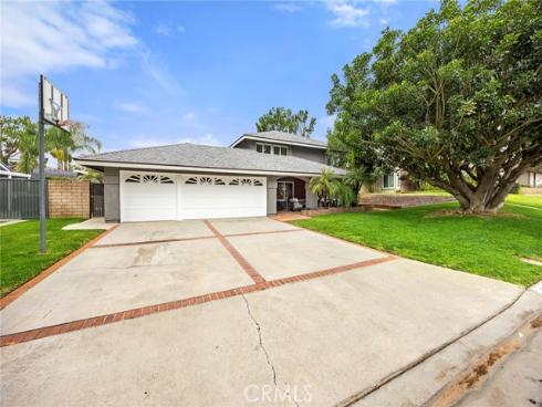 4971  Oak Tree   Court, Yorba Linda, CA