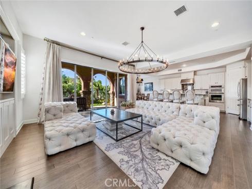 17842 Via Roma , Yorba Linda, CA