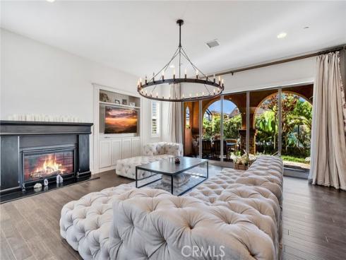 17842 Via Roma , Yorba Linda, CA