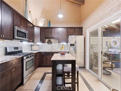 5046 Lakeview 24 Avenue, Yorba Linda, CA