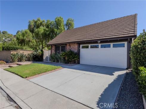 5800  Via Santana  , Yorba Linda, CA