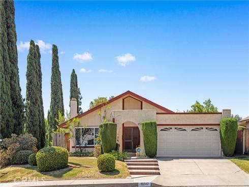 19742 Fernwood Plaza, Yorba Linda, CA